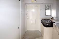 物件内観写真11　(玄関)