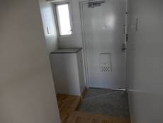 物件内観写真11　(玄関)