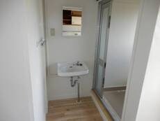 物件内観写真8　(洗面所)