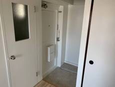 物件内観写真11　(玄関)