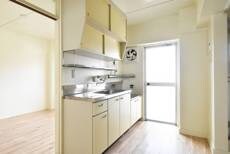 物件内観写真4　(キッチン)