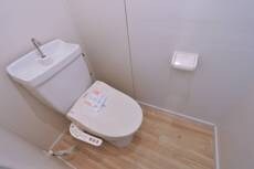 物件内観写真7　(トイレ)