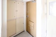 物件内観写真11　(玄関)