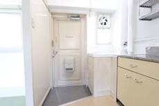 物件内観写真11　(玄関)