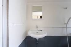 物件内観写真8　(洗面所)