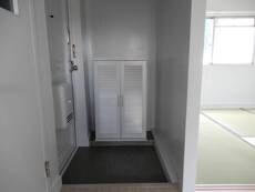 物件内観写真11　(玄関)