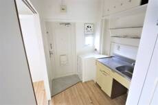 物件内観写真11　(玄関)