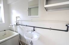 物件内観写真8　(洗面所)