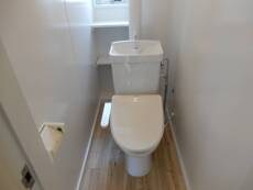 物件内観写真7　(トイレ)