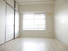 物件内観写真13　(その他部屋スペース)