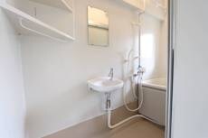 物件内観写真8　(洗面所)