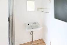 物件内観写真8　(洗面所)