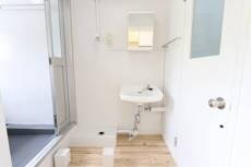 物件内観写真8　(洗面所)