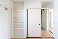 物件内観写真9　(収納)