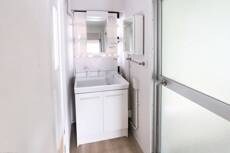 物件内観写真8　(洗面所)