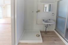 物件内観写真8　(洗面所)