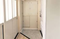 物件内観写真11　(玄関)