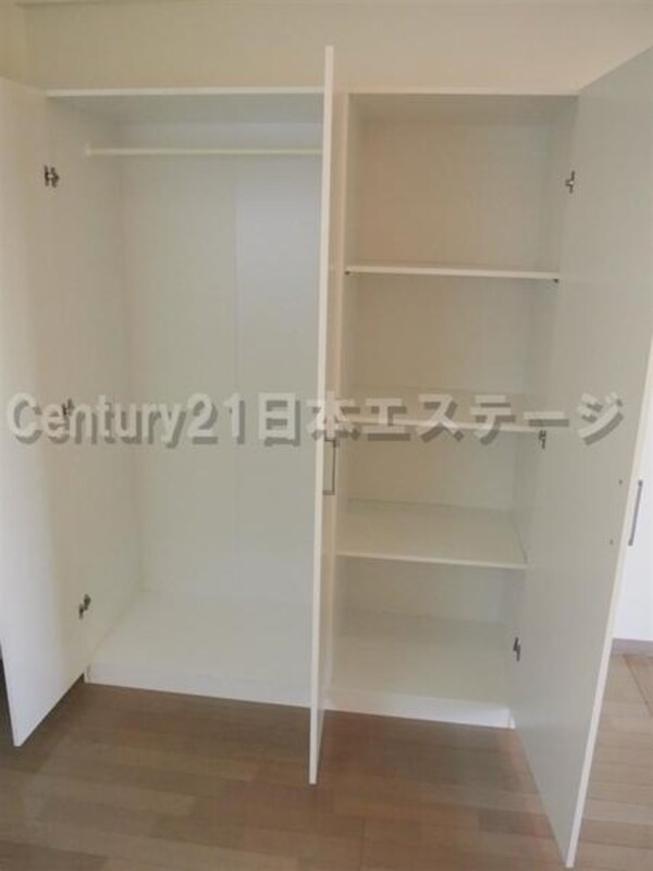 収納(可動式収納)