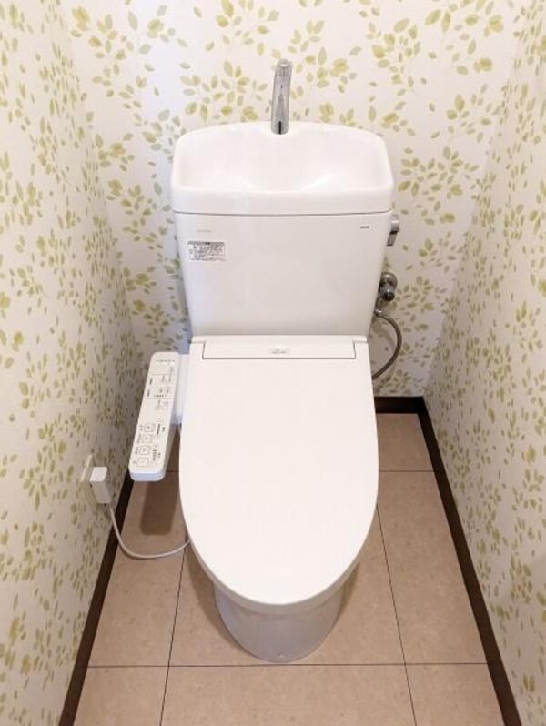トイレ(温水洗浄便座付きです☆)