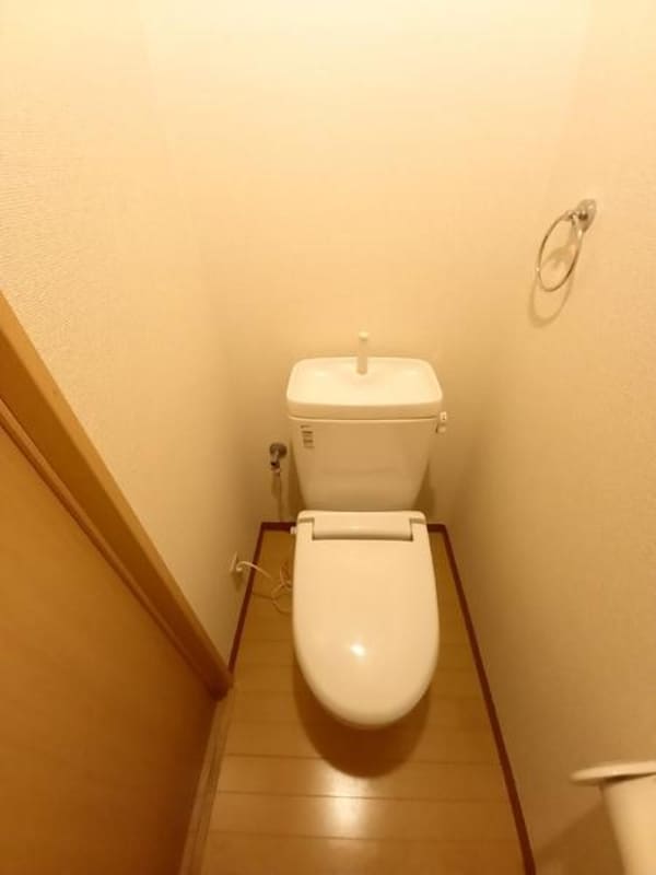トイレ(暖房便座付き☆)