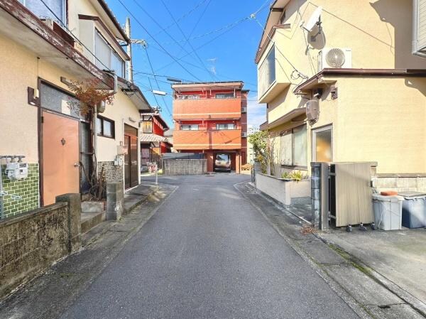 現地からの眺望(前面道路)