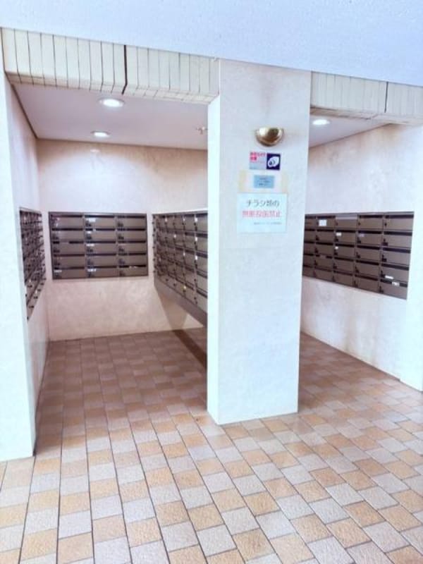 エントランス(集合ポスト)