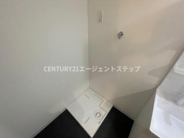 物件内観写真15　(室内洗濯機置場)