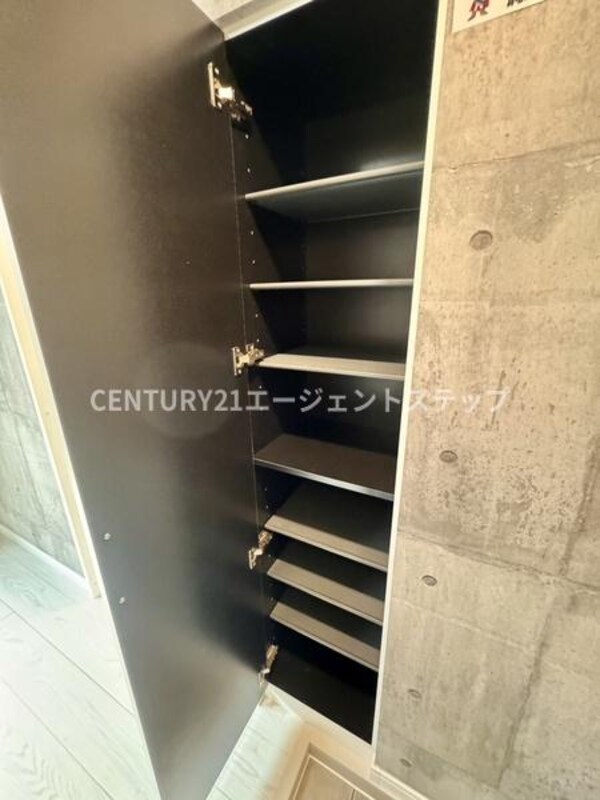 玄関(シューズボックス)