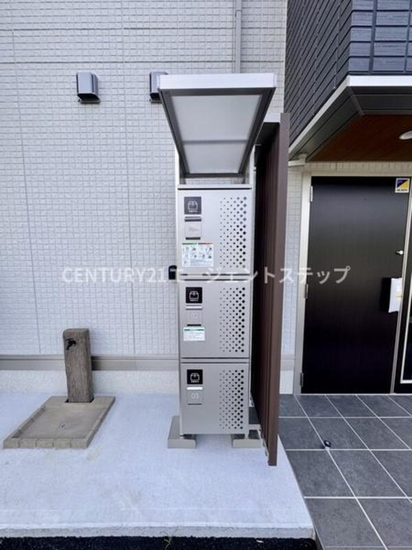 エントランス(宅配ボックス)