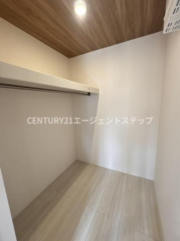 収納(ウォークインクローゼット)