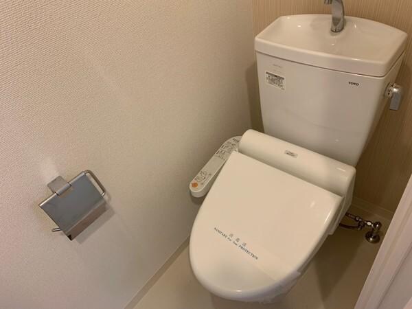 トイレ(暖房洗浄便座)