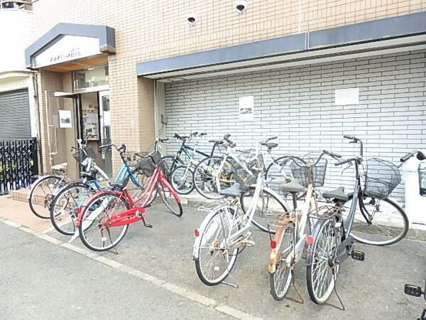 その他共用部分(自転車置場がありますよ＾＾)
