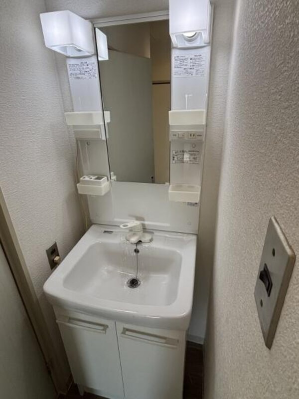 洗面台・洗面所(シャンドレですよ)