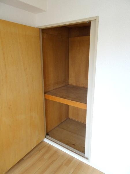 物件内観写真14　(★ここにも収納★)