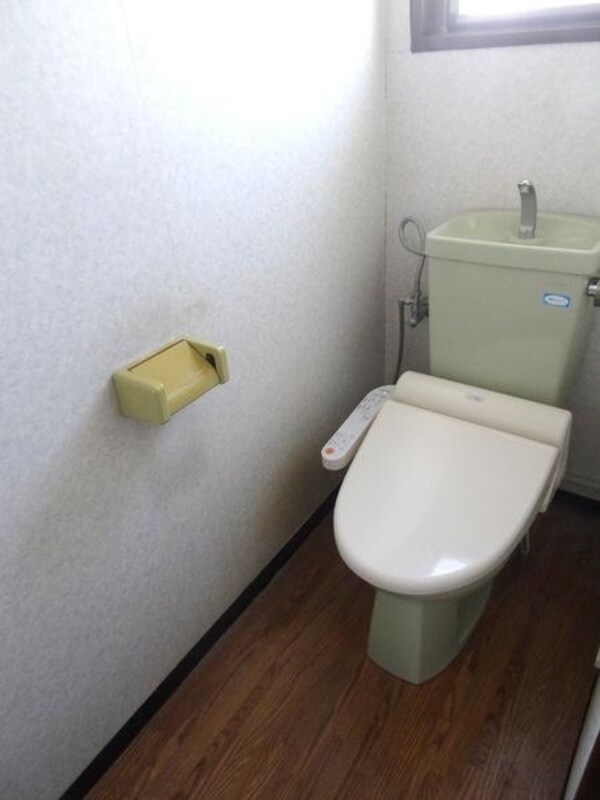 トイレ(★ウォシュレット完備★)