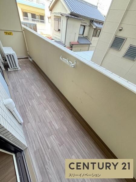 物件内観写真12　(★広めのベランダ★)