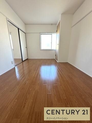 物件内観写真11　(★寝室★)