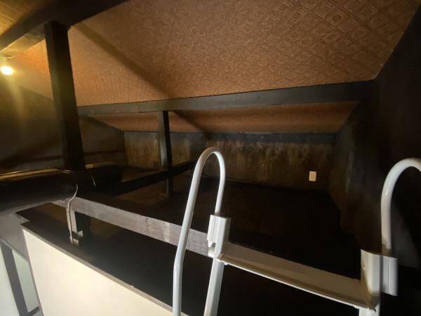 物件内観写真10　(ロフト内)