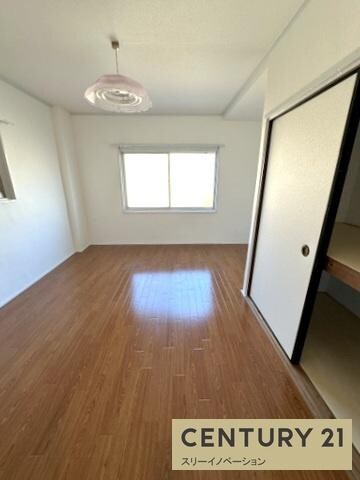 物件内観写真13　(★広々リビング★)