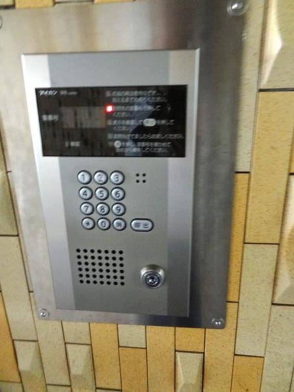 エントランス(★オートロック完備★)