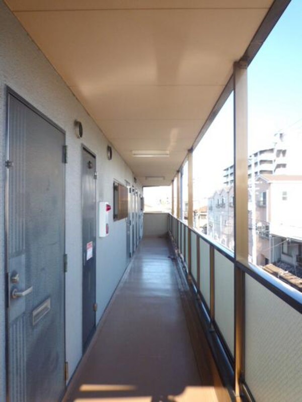 エントランス(キレイな共用部分)