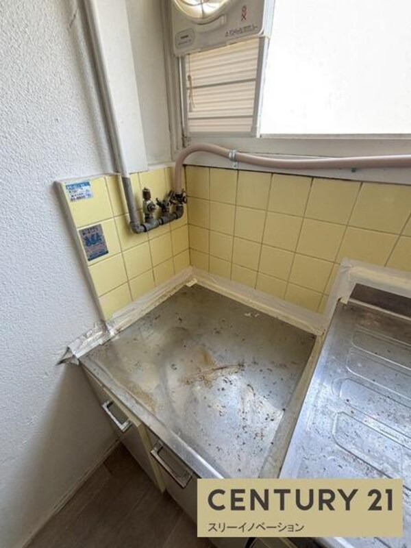 キッチン(建物入り口)