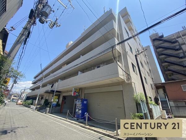 物件外観写真1　(★シンプルな外観★)