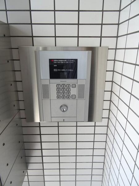 物件内観写真22　(★オートロック付きで安心★)