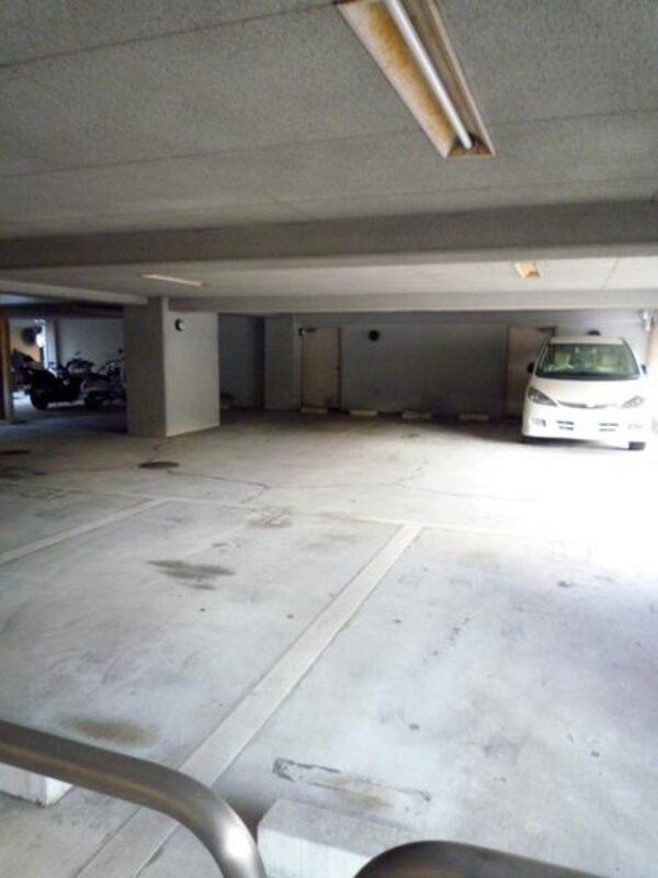 駐車場(★敷地内駐車場★)