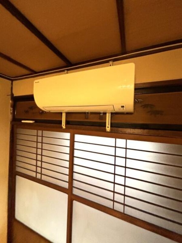 寝室(★エアコン★)