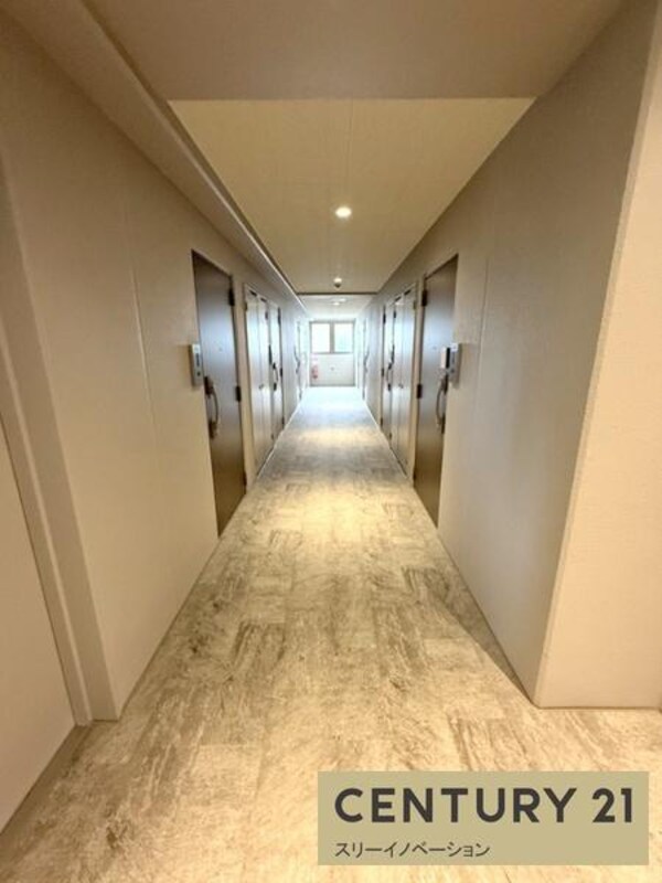 エントランス(★屋内廊下★)