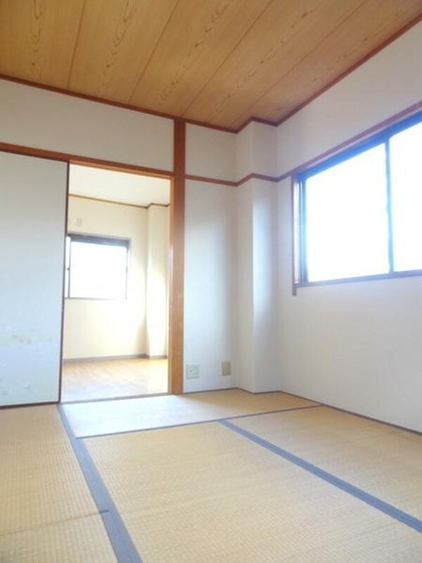 和室(★日当たり良好★)