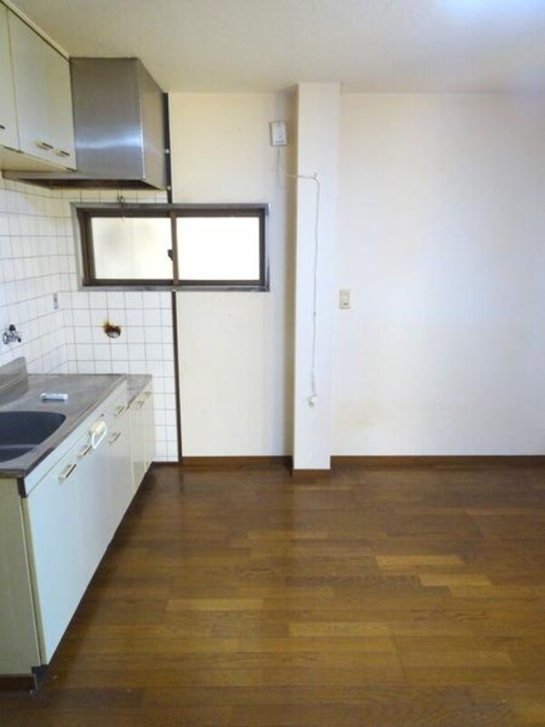 玄関(★玄関側から見た室内★)