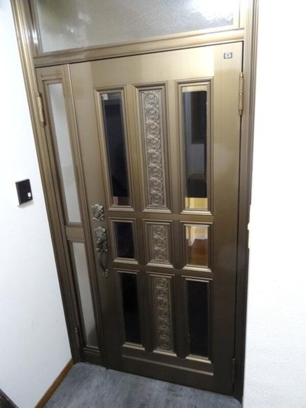 玄関(★表玄関です★)